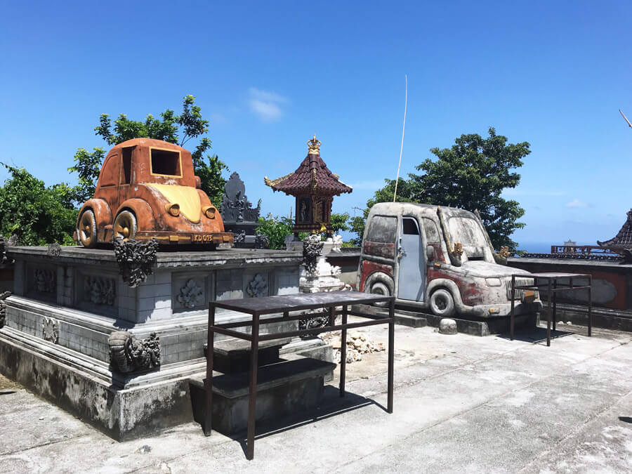 Nusa Penida | Nusa Penida island | Nusa Penida Bali | Things to do in Bali | Things to do in Indonesia | Where to go in Indonesia | Car Temple