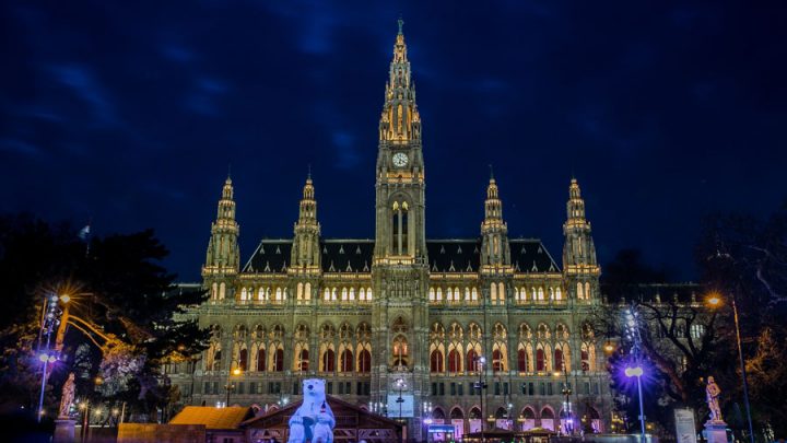 Christmas markets in Austria | Christmas in Vienna | Vienna Christmas market | Christmas market | Xmas markets | Best Christmas markets in Europe | Christmas markets Europe weekend breaks | Best Xmas markets | Christmas market holidays | Christmas market trips